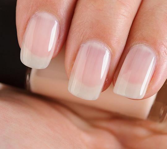 Waarom vallen er gaten in de topcoat bij gellak?